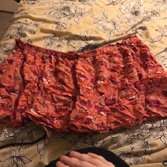 American Eagle Outfitters Pants - Soft shorts